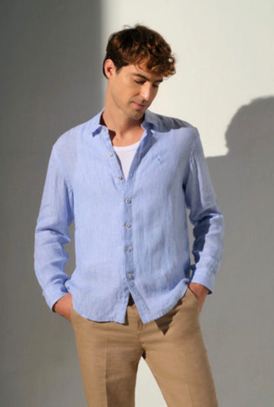 Carlos R.
